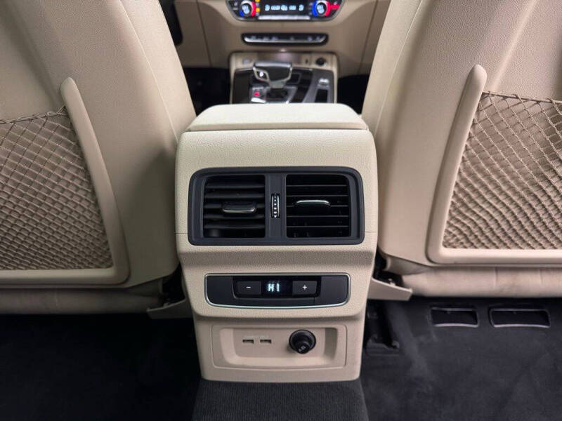 2022 Audi Q5 quattro S line Premium 45 TFSI