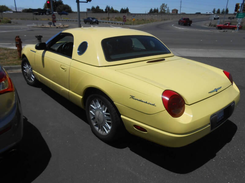 2002 Ford Thunderbird Deluxe