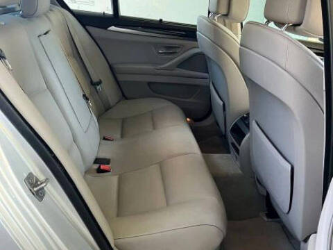 2011 BMW 5 Series 535i