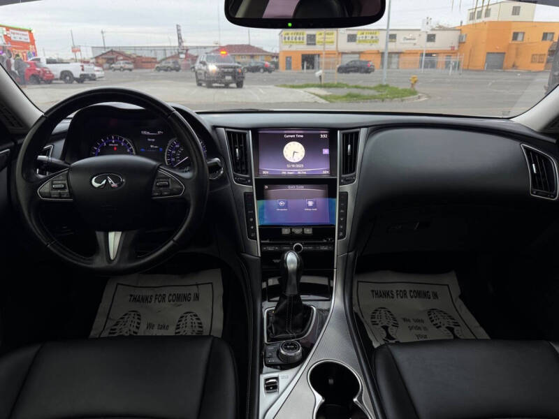 2016 Infiniti Q50 2.0T