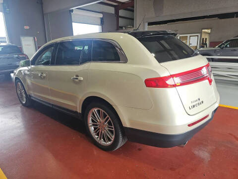 2016 Lincoln MKT EcoBoost