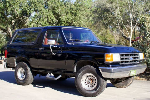 1989 Ford Bronco for sale at SELECT JEEPS INC in League City TX