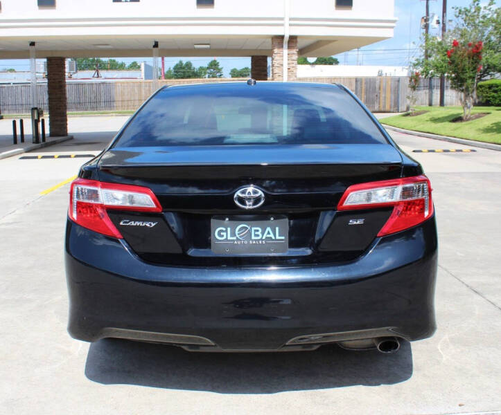 2012 Toyota Camry SE