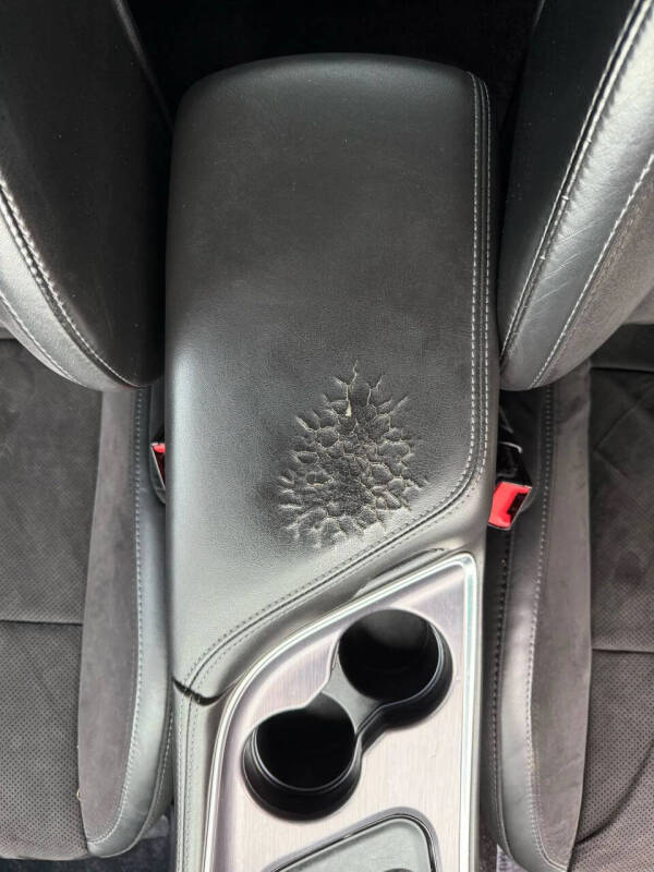 2017 Dodge Challenger 392 HEMI Scat Pack Shaker