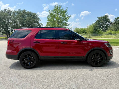 2016 Ford Explorer Sport