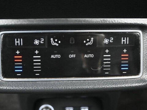 2019 Audi e-tron quattro Prestige