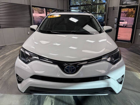 2017 Toyota RAV4 Hybrid XLE