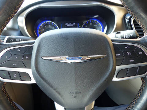 2020 Chrysler Pacifica Touring