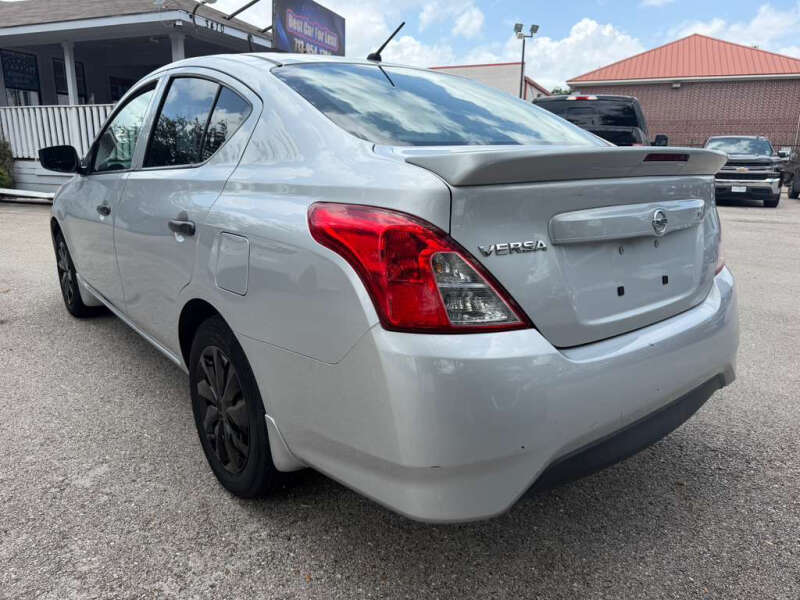 2018 Nissan Versa