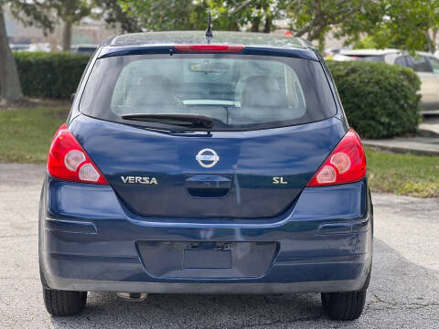 2007 Nissan Versa 1.8 SL