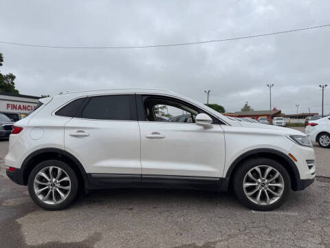 2017 Lincoln MKC Select