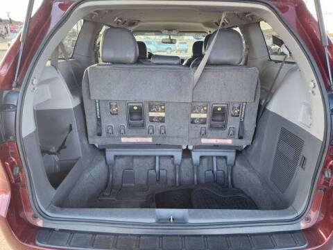2017 Toyota Sienna LE 8-Passenger