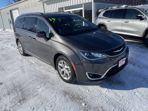 2019 Chrysler Pacifica for sale at ROTMAN MOTOR CO in Maquoketa IA