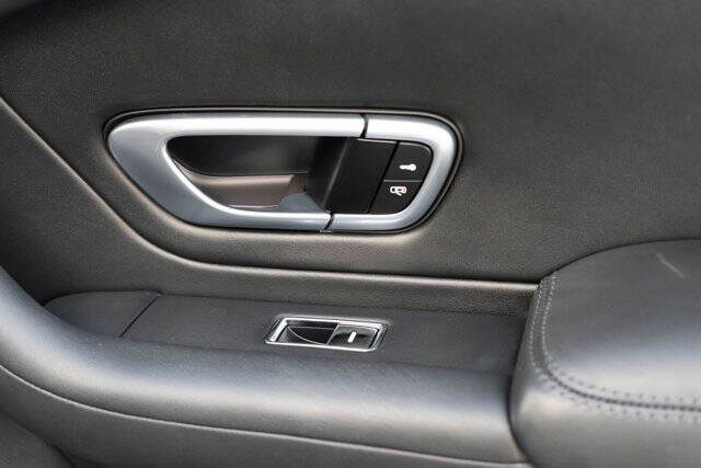 2016 Bentley Continental 29