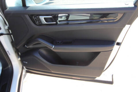 2021 Porsche Cayenne GTS