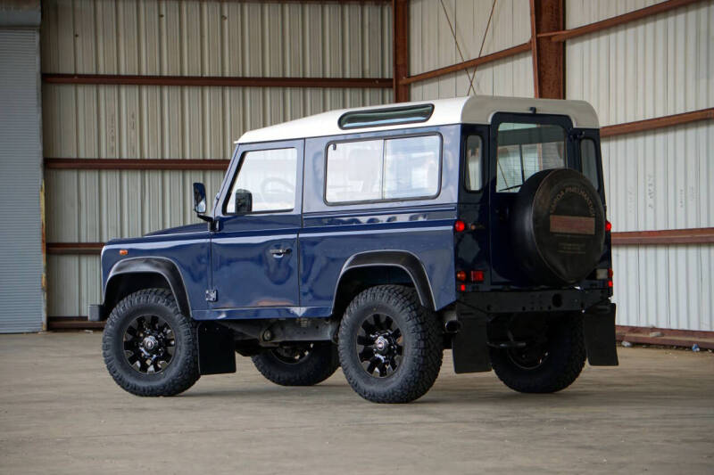 2000 Land Rover Defender