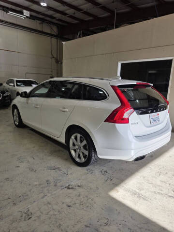 2016 Volvo V60 T5 Drive-E Premier