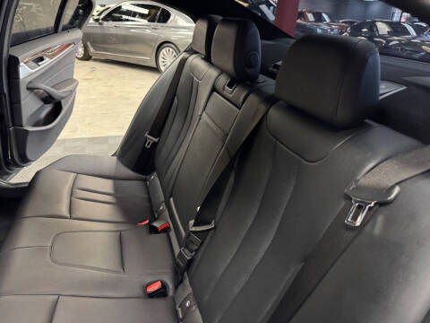 2017 BMW 5 Series 530i