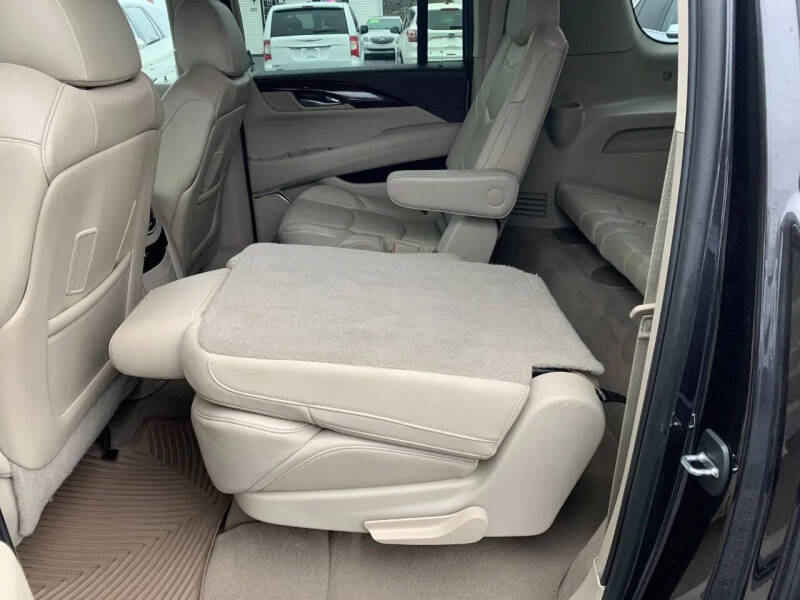 2015 Cadillac Escalade ESV Premium