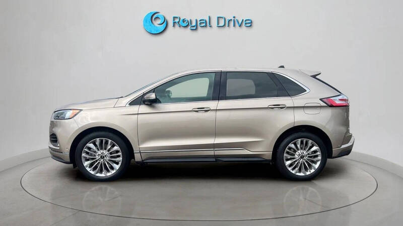 2021 Ford Edge Titanium