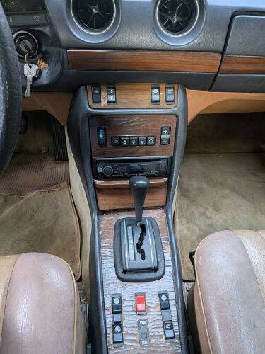 1982 Mercedes-Benz 300-Class