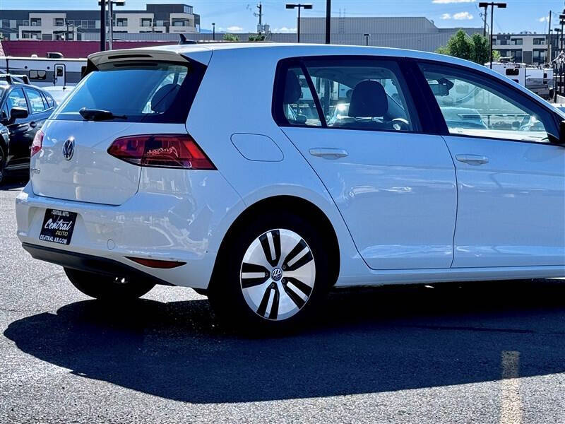 2016 Volkswagen e-Golf SE
