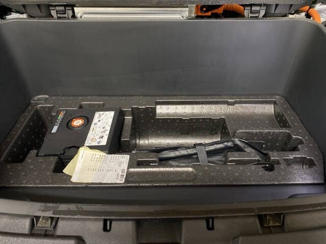 2023 Audi e-tron quattro Premium Plus