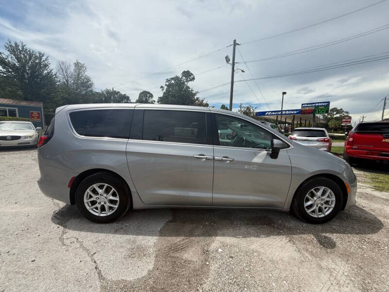 2017 Chrysler Pacifica Touring