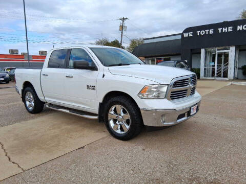 2015 RAM 1500 SLT