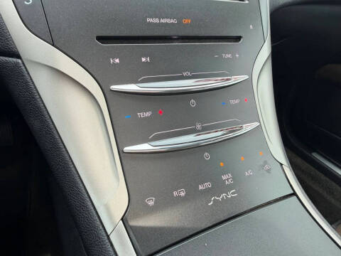 2015 Lincoln MKZ