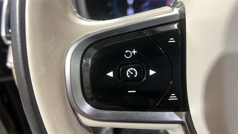 2024 Volvo XC90 B6 Plus Bright Theme 6P