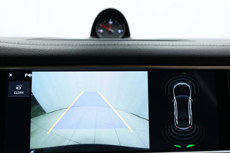 2018 Porsche Panamera