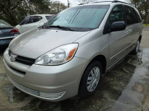 2005 Toyota Sienna for sale at AUTO 61 LLC in Charleston SC