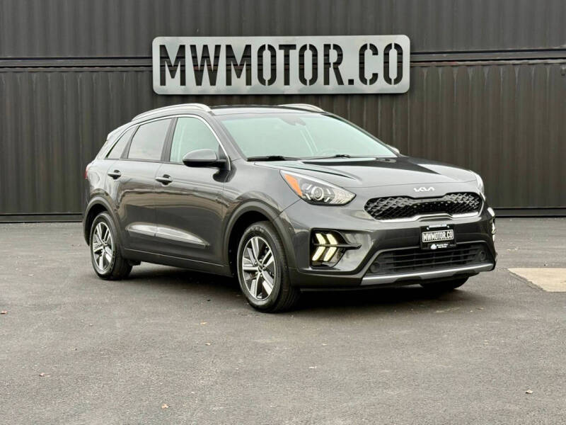 2022 Kia Niro LXS's photo