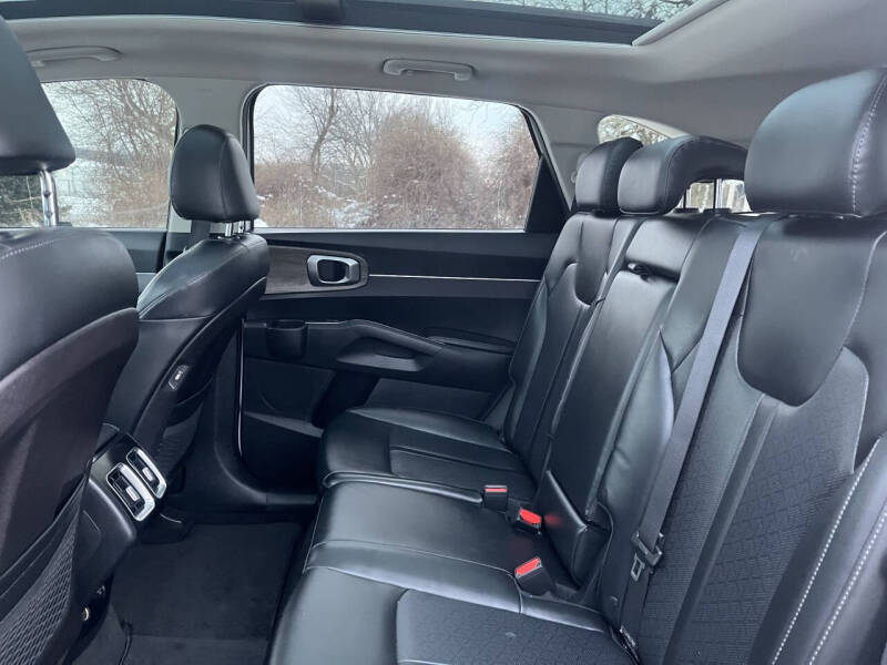 2022 Kia Sorento X-Line S