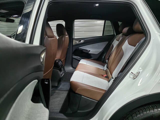 2025 Volkswagen ID.4 Pro