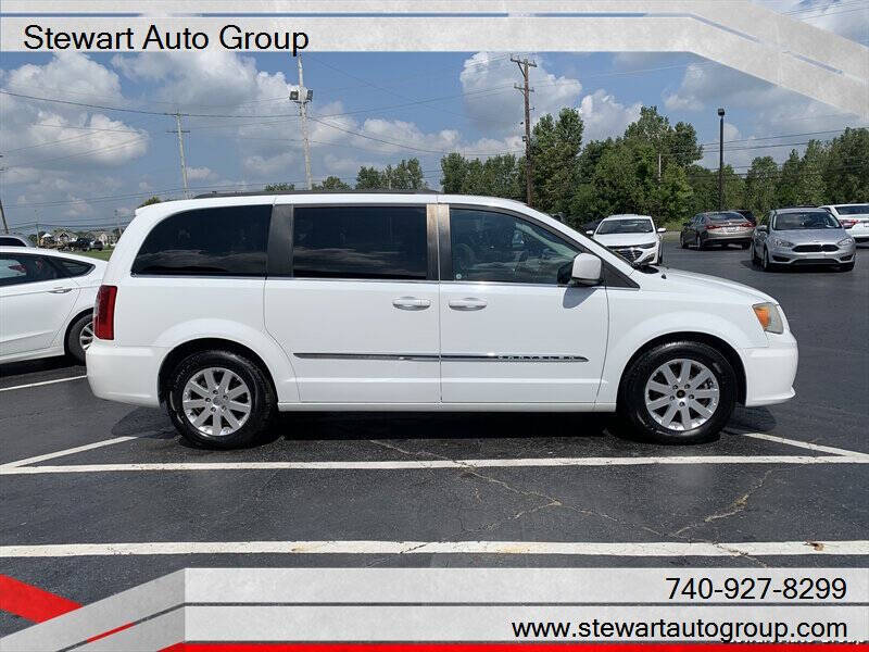 2014 Chrysler Town and Country Touring