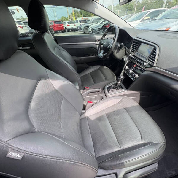 2020 Hyundai Elantra