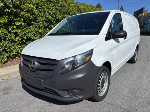 2017 Mercedes-Benz Metris Worker Cargo