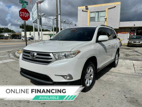 2012 Toyota Highlander for sale at Global Auto Sales USA in Miami FL