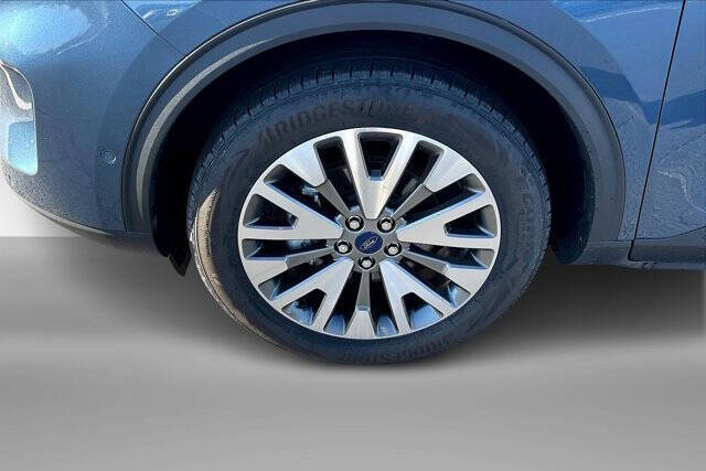 2020 Ford Escape Hybrid Titanium