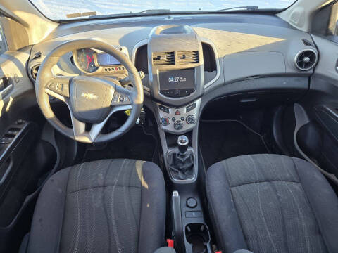 2014 Chevrolet Sonic LT Manual