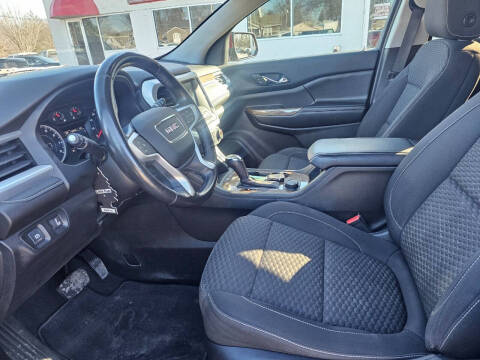 2018 GMC Acadia SLE-2