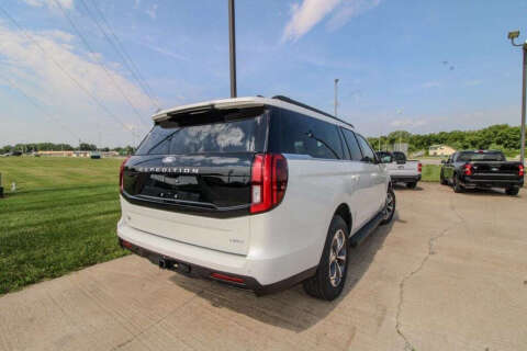 2027 Ford Expedition MAX Active
