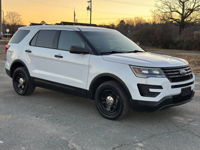 2017 Ford Explorer's photo