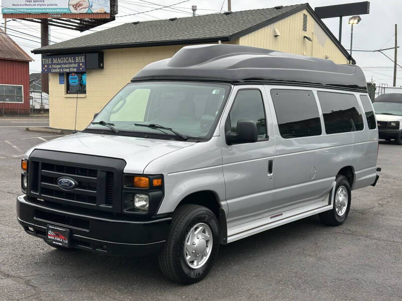 2012 Ford E-Series E-350 SD