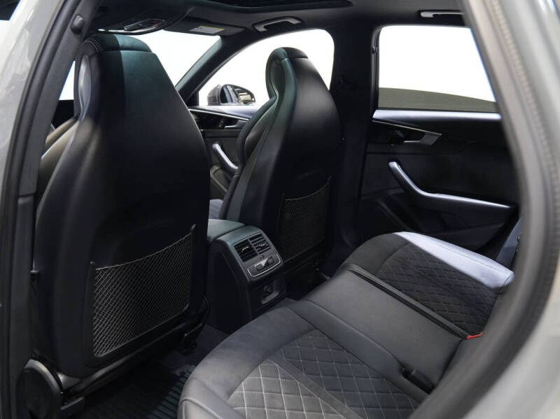 2022 Audi S4 3.0T quattro Premium