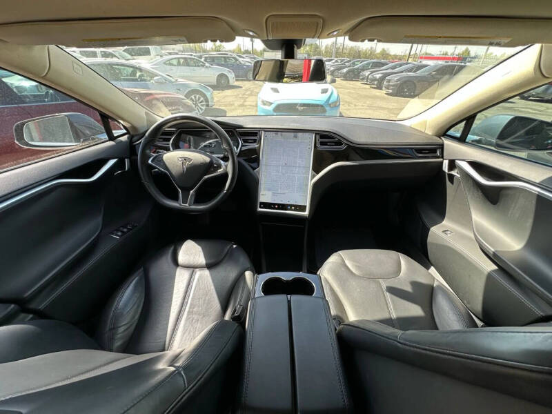 2014 Tesla Model S