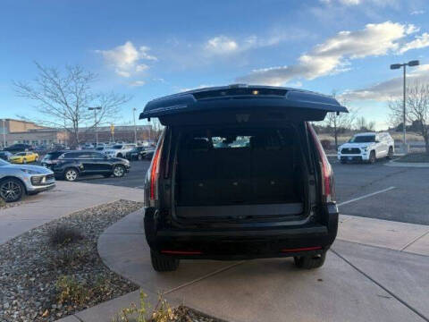 2017 Cadillac Escalade Platinum