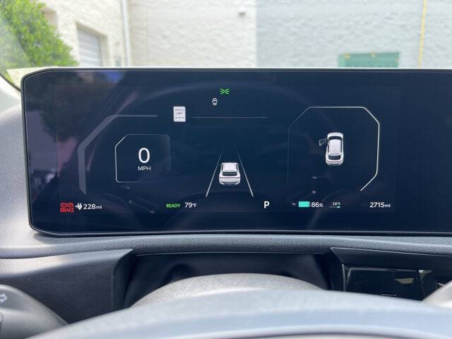 2025 Kia EV6 Light